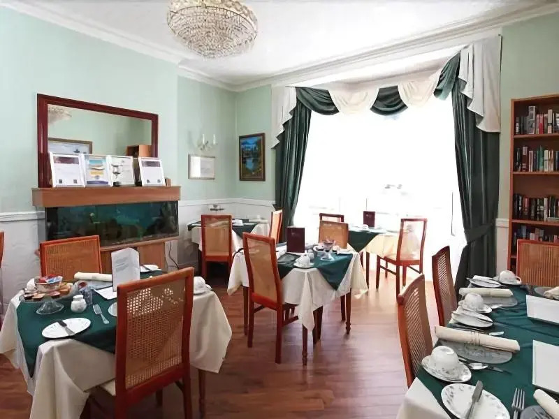 Diadem Hotel