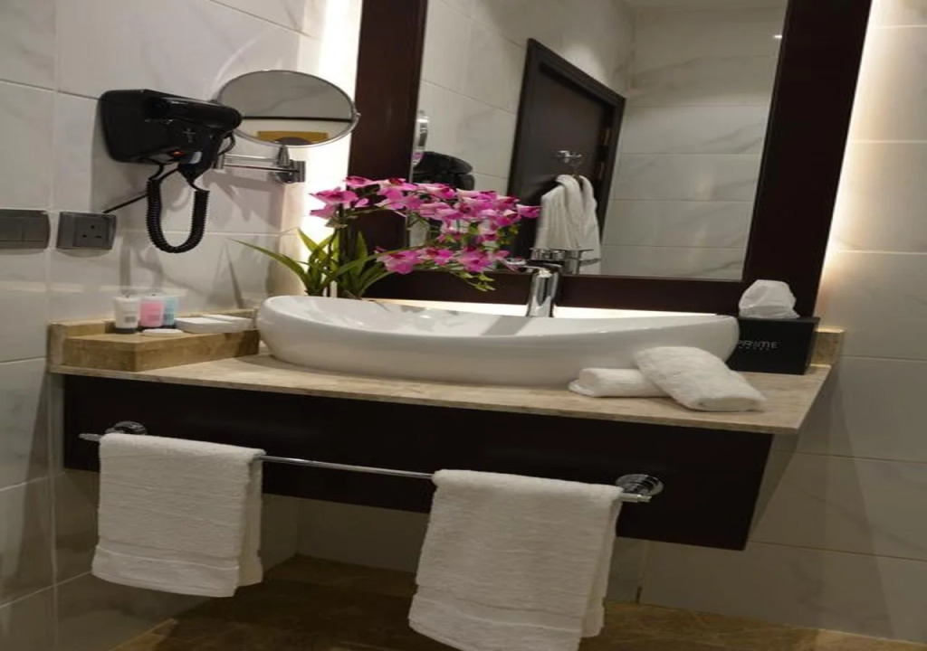Prime Al Hamra Hotel