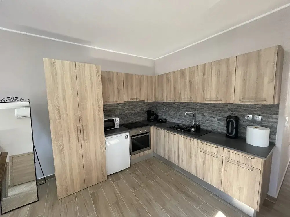 AVR Airport Deluxe Suites 6 AIRPORT FREE SHUTLE