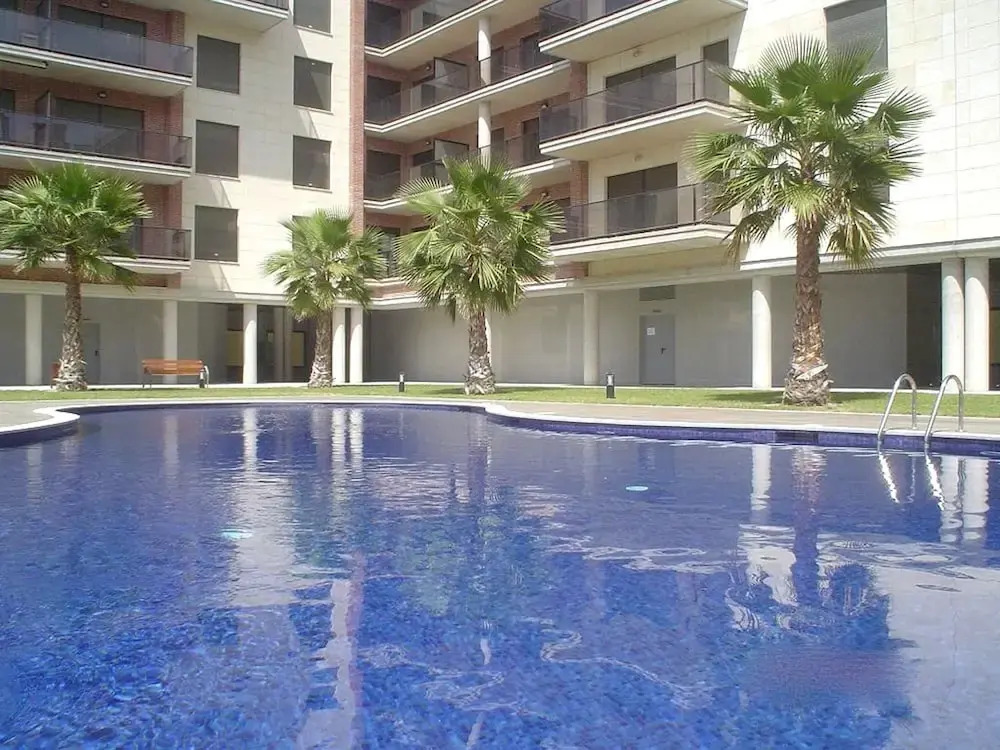 Apartamentos Esquirol 3000