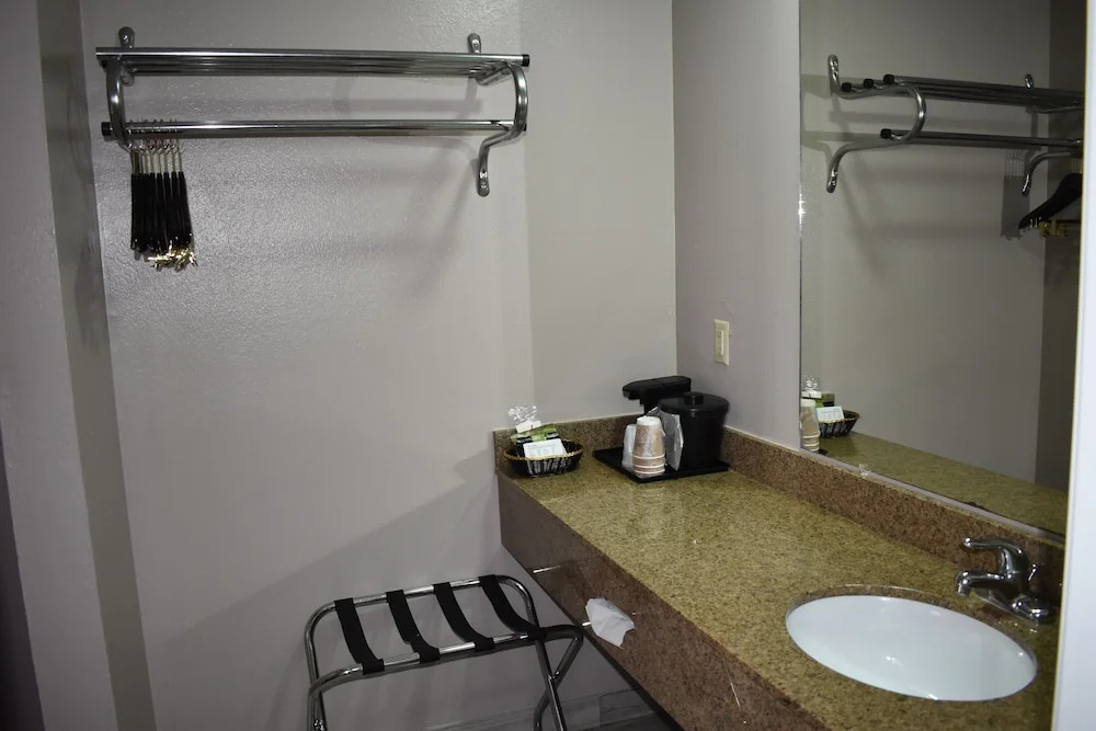 The Heritage Inn, Inc