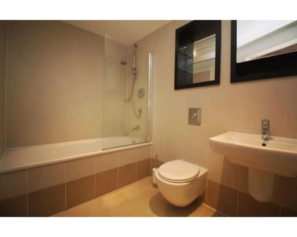 Modern Leeds City Apartment