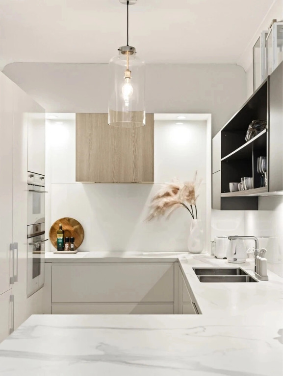 Cocos Apartment at Palm View Collective