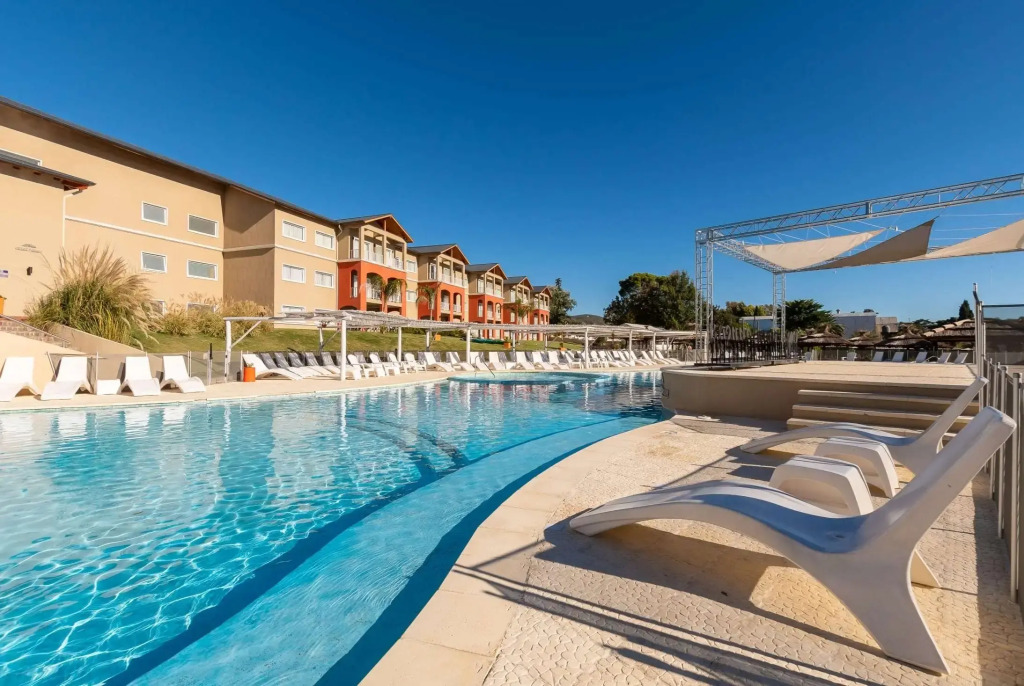 Howard Johnson Villa Carlos Paz
