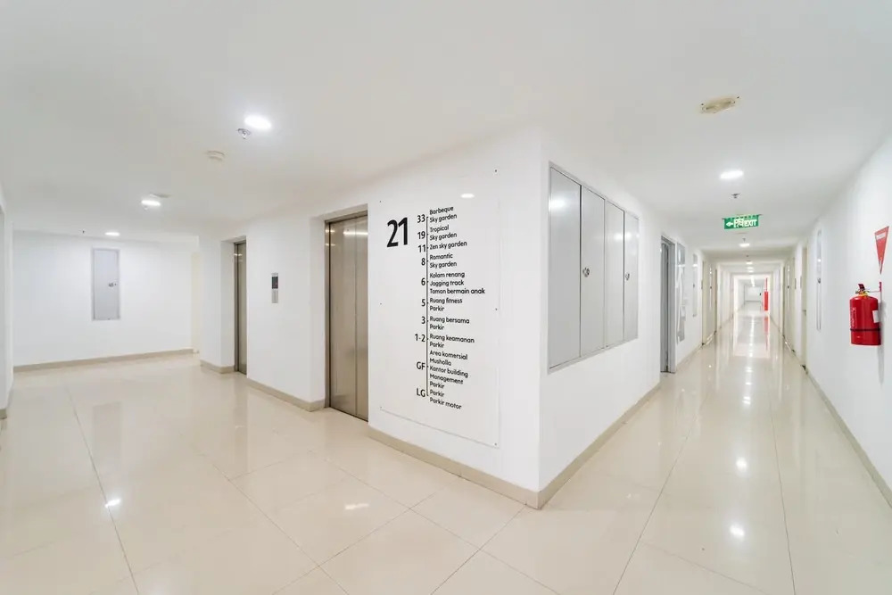 RedLiving Apartemen Patra Land Urbano - Happy Rooms Tower Mid-West with Netflix