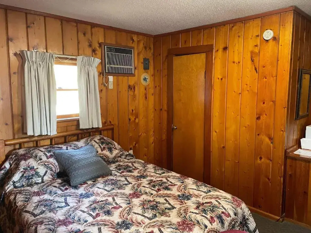Cedars Motel