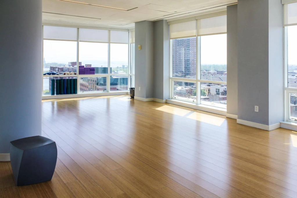 Sky City At 70 Greene
