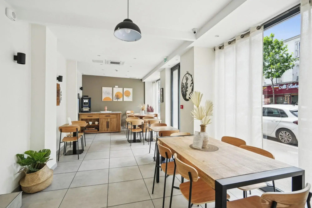 Hôtel Le National Clichy Paris
