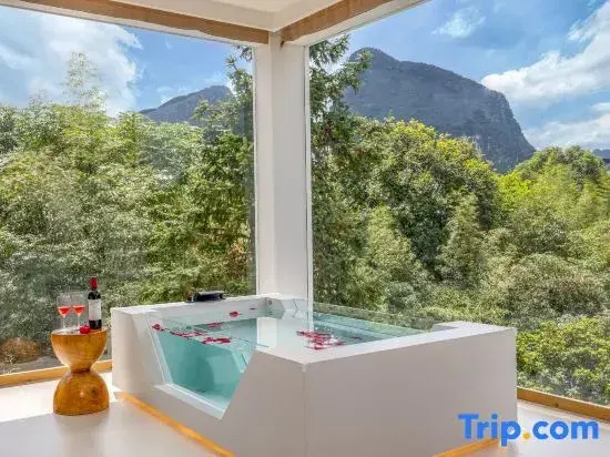 Staying in the Scenery Courtyard (Lijiang Branch, Yangshuo West Street)