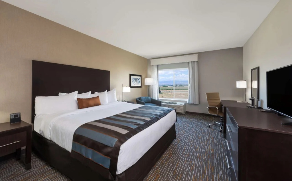 City Express by Marriott Denver Airport
