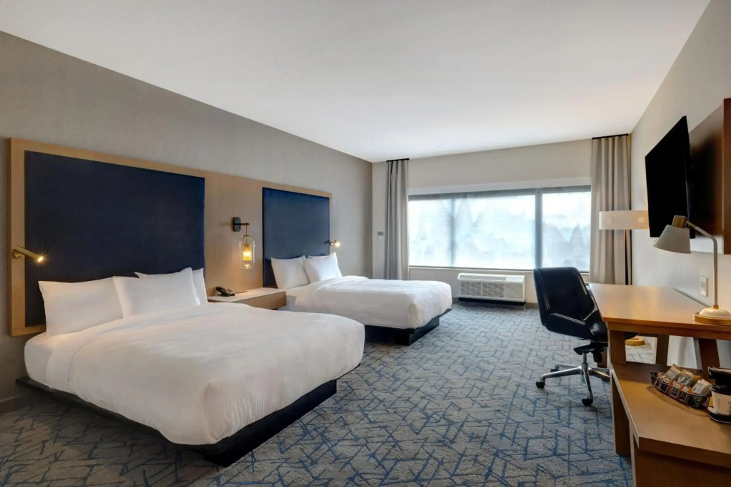 Fairfield by Marriott Inn & Suites Minneapolis Downtown
