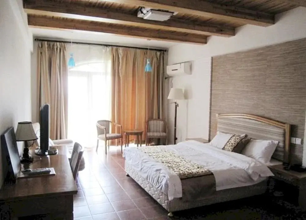 Provence Hotel