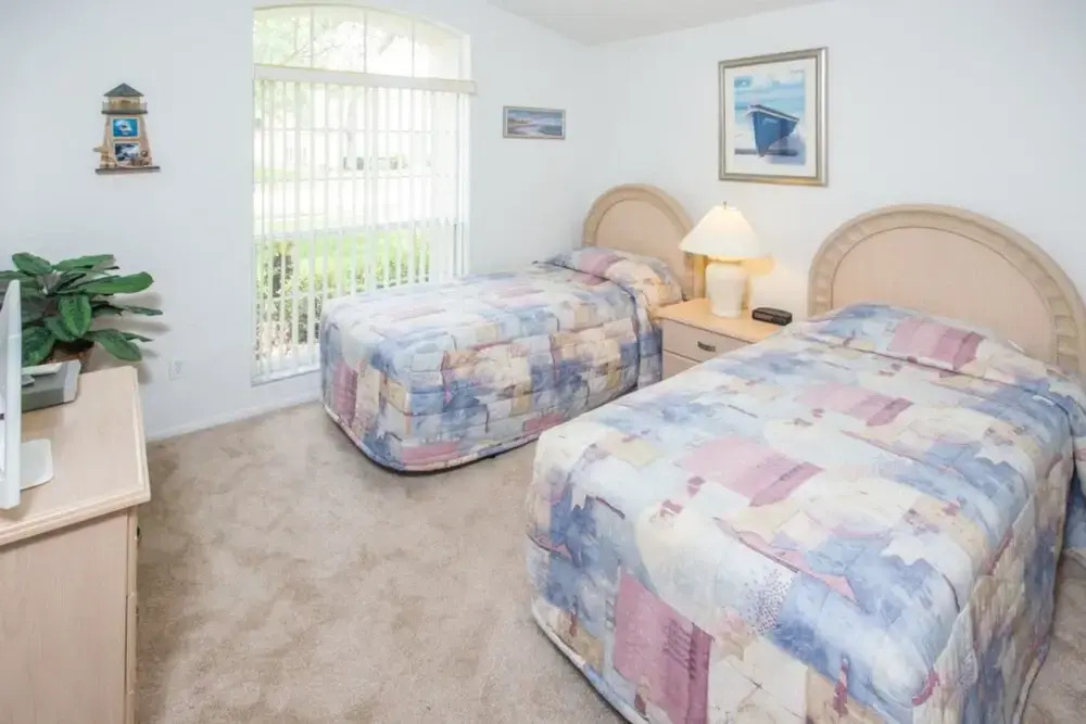 Hampton Lakes 121