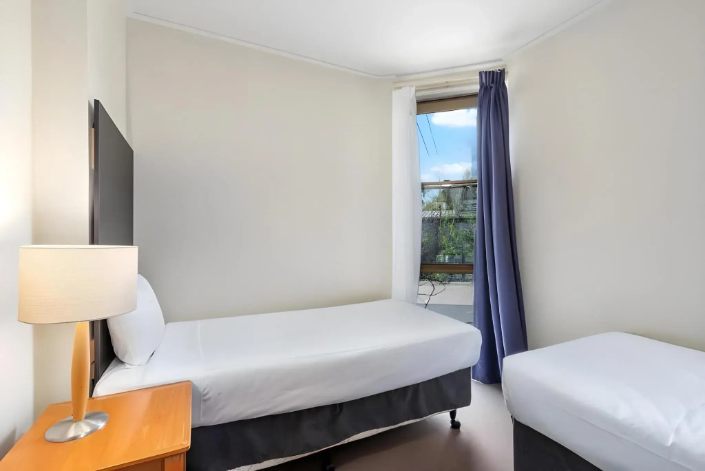 Knox International Hotel and Apartments