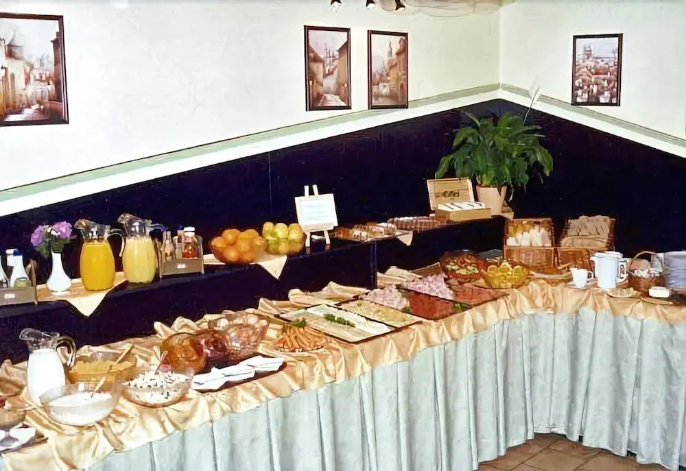 EA Hotel Jasmín