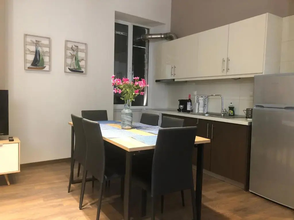SOLOMOU APARTMENT