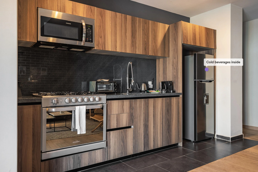 Casai Discover La Roma From a Contemporary Gem