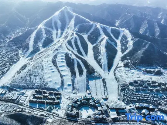 Zhangjiakou Fulong Fengling Yuegu Fanwoods Hotel