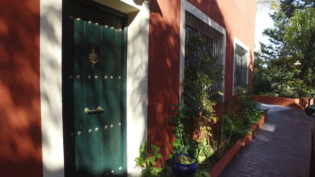 Finca La Vida Loca- For adult guests