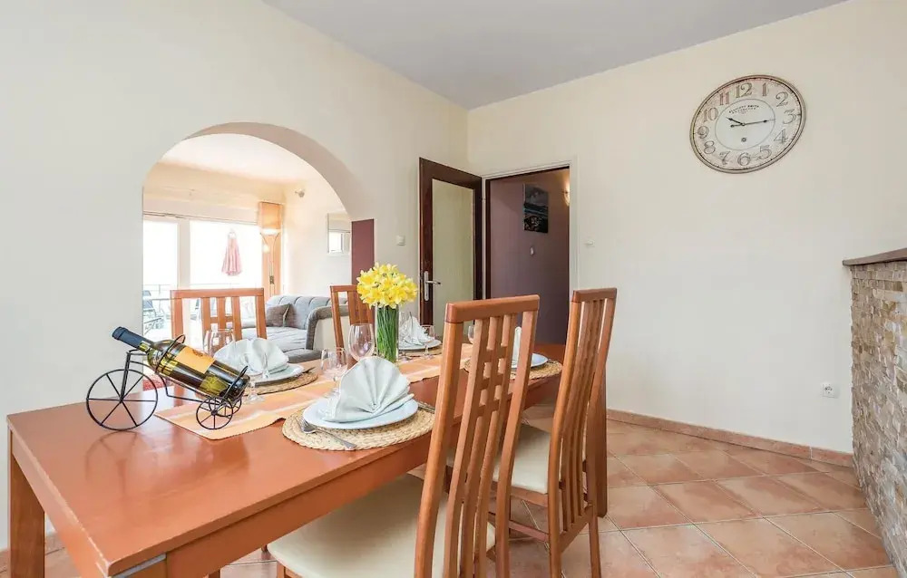 Nice Home in Matulji With Wifi and 2 Bedrooms