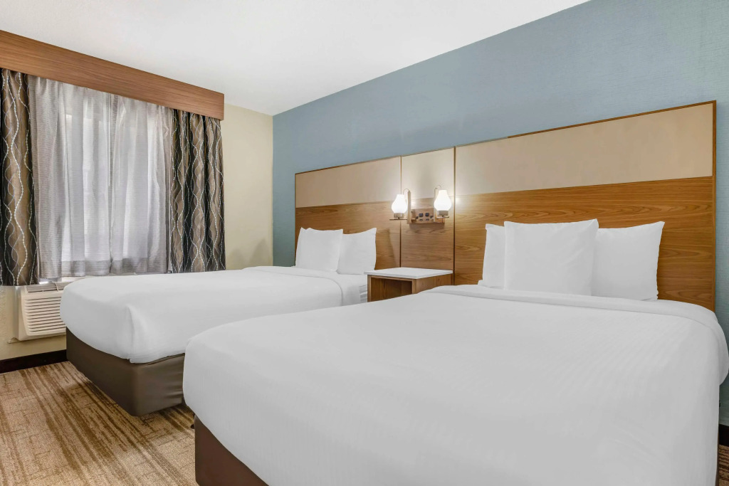 Best Western Carlsbad by the Sea
