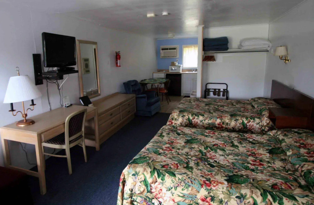 Cabin City Motel