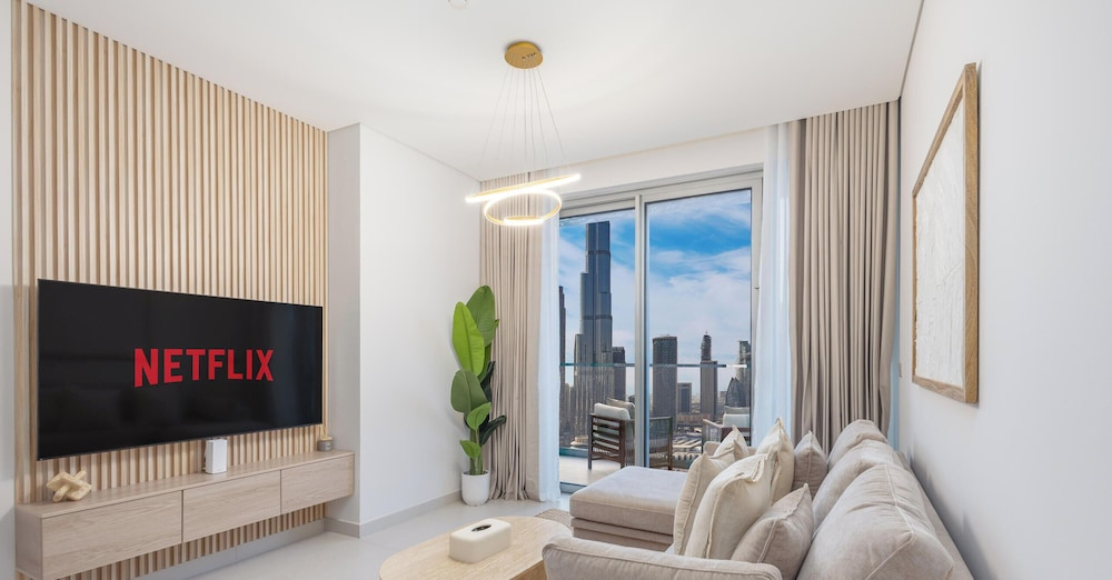 LUX The Vida Burj Khalifa View Suite