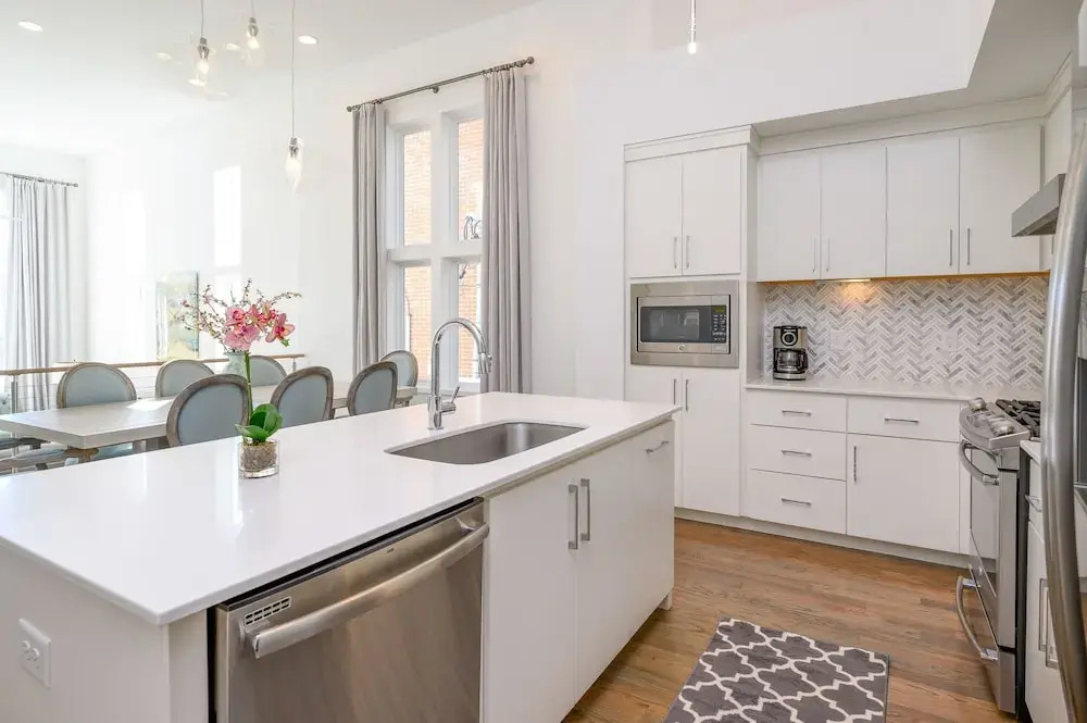 New Listing! Ultra-posh West End Townhome 4 Bedroom Townhouse