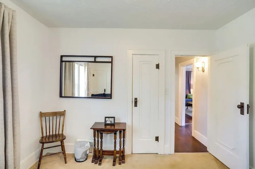 Lovely Home in South Bend: Walk to Notre Dame!