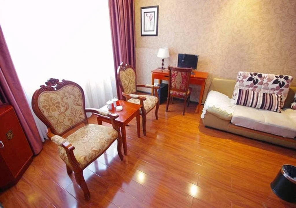 Long Teng Business Hotel