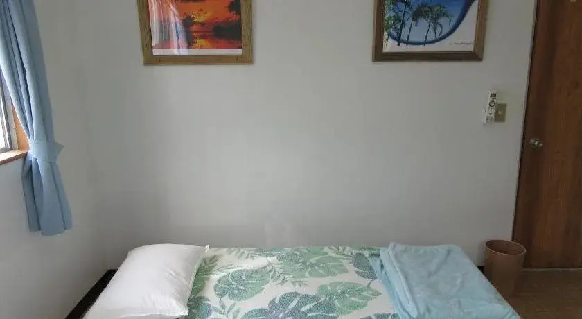 Guest House HEAD
