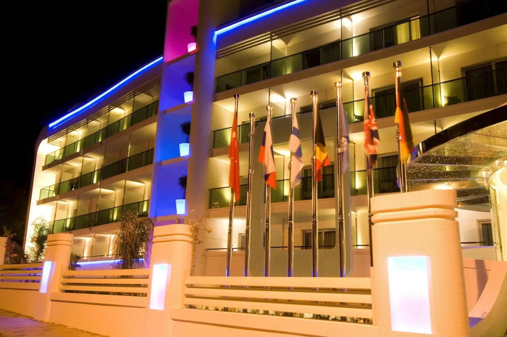 Casa De Maris Spa & Resort Hotel Adult Only 16 Plus