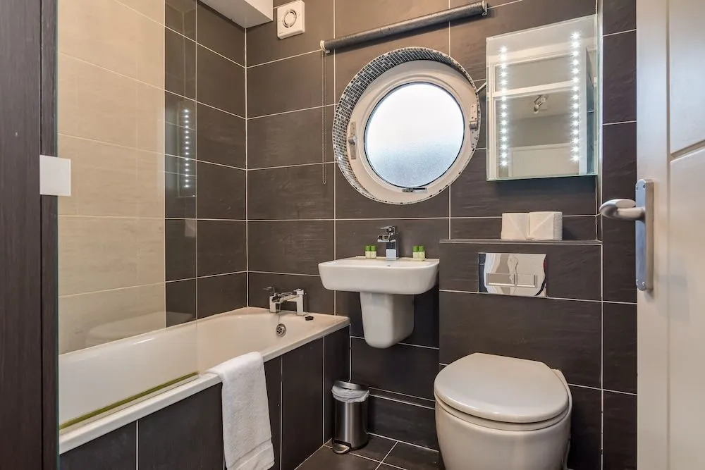 Central Belfast Apartments - Salisbury Residences