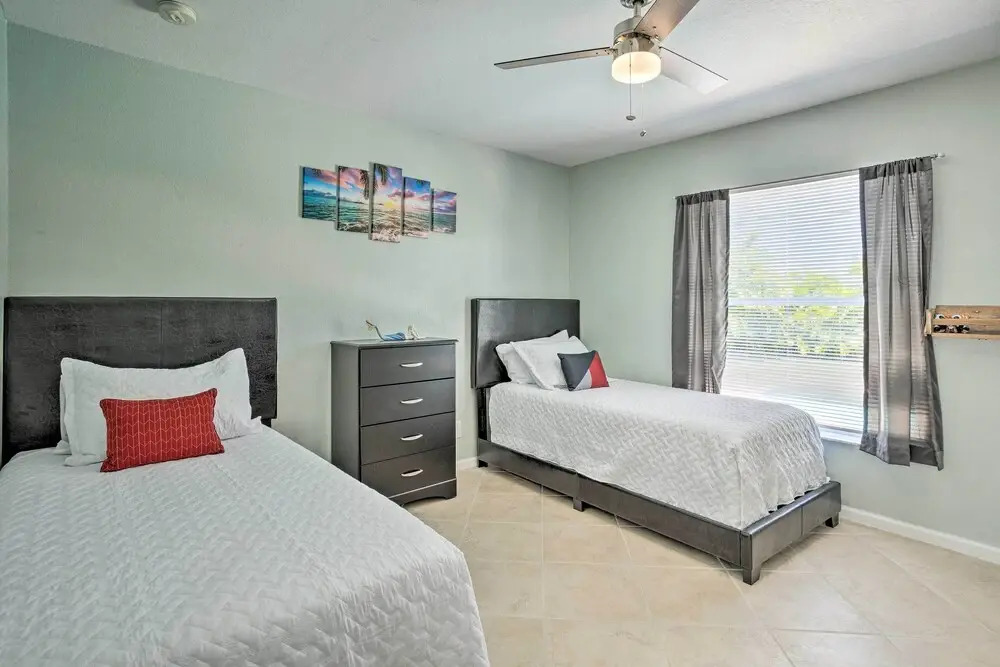 Port St Lucie Home w/ Hot Tub: 5 Mi to PGA Club!