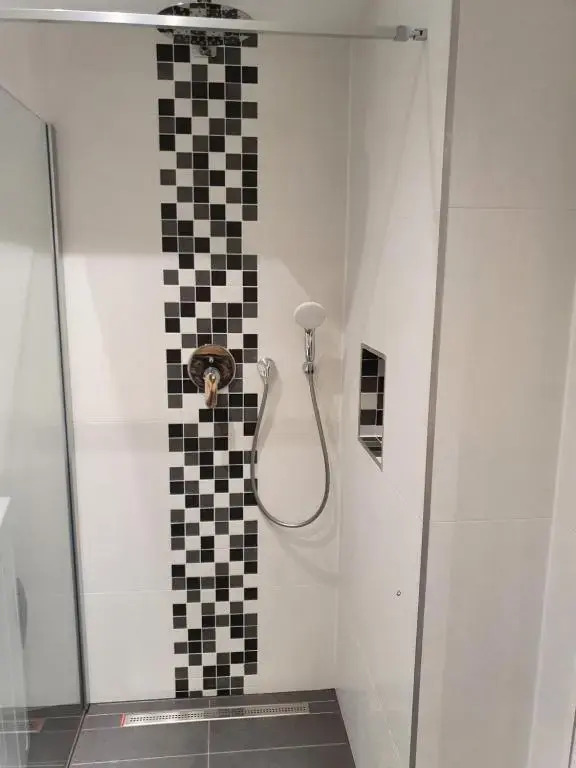 Smarte Dachgeschosswohnung mit 2 Terrassen direkt am Hauptbahnhof