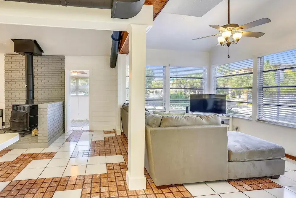 Bernadette's Beach House - NEW Listing! Home on Sunset Beach/large Rooftop Deck!