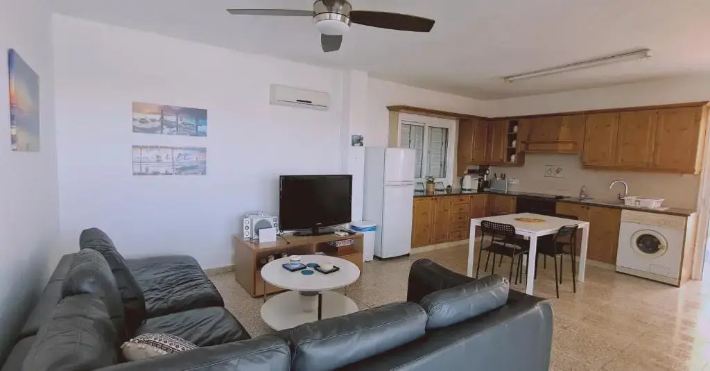 STAY Frederick 2BR Penthouse