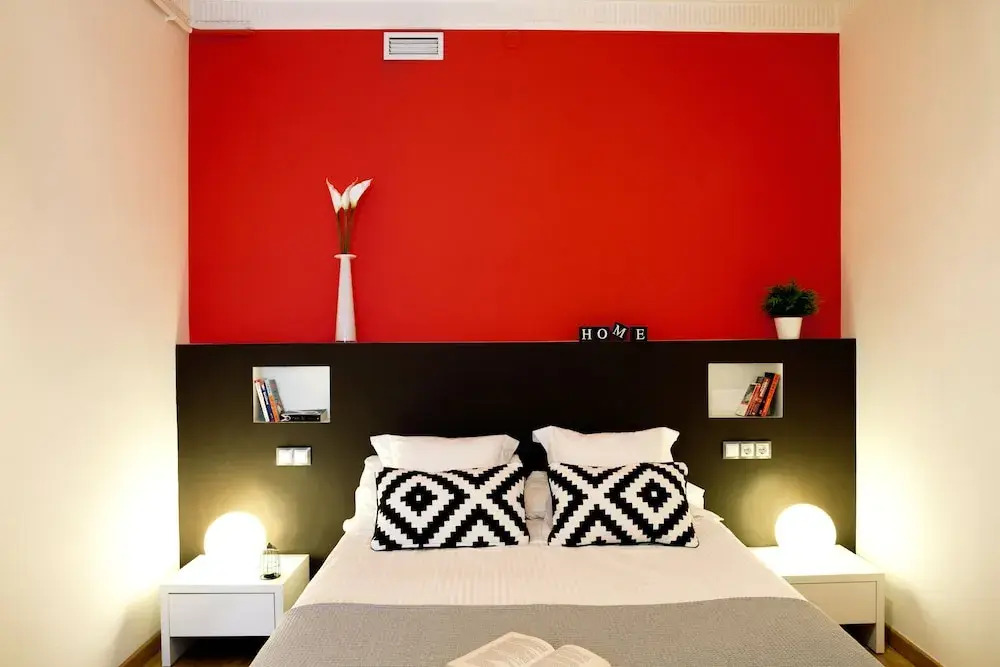 Feel at Home Gran Via Apartments