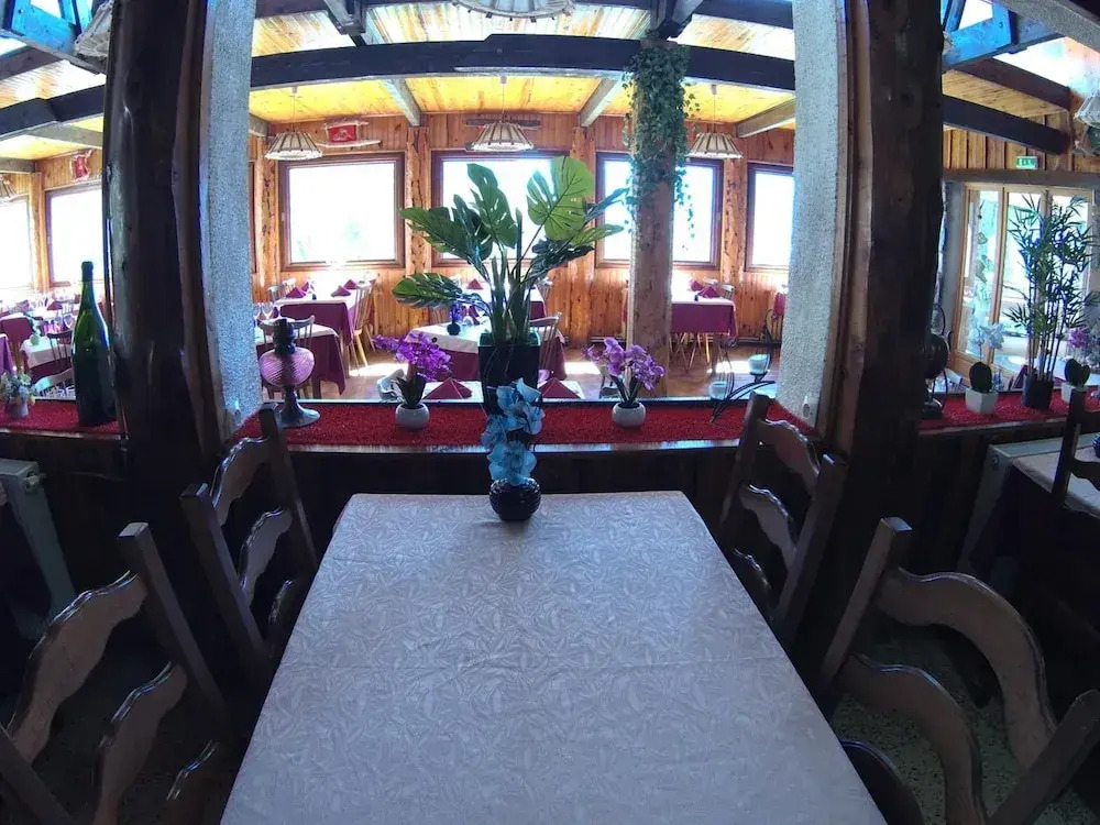 Boustigue Hotel