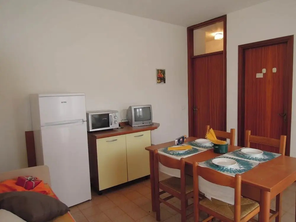 Villa with garden and bbq at 250m from the sea