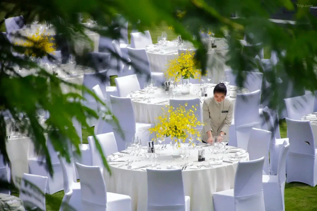 Отель Inter Continental SANYA RESORT by IHG