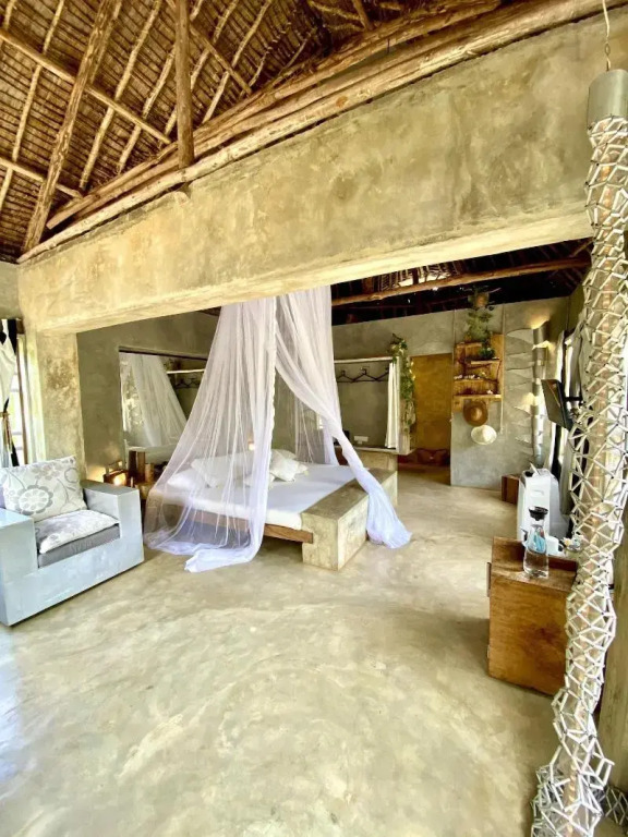 Rock and Sea Resort