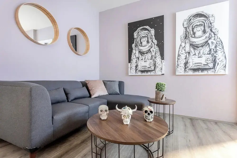Luxury in the Heart of Roma - Elevator - Sleeps 7