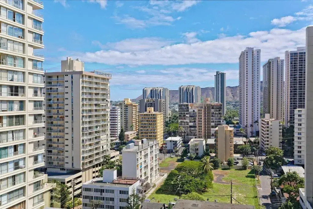 Waikiki Skytower #1803