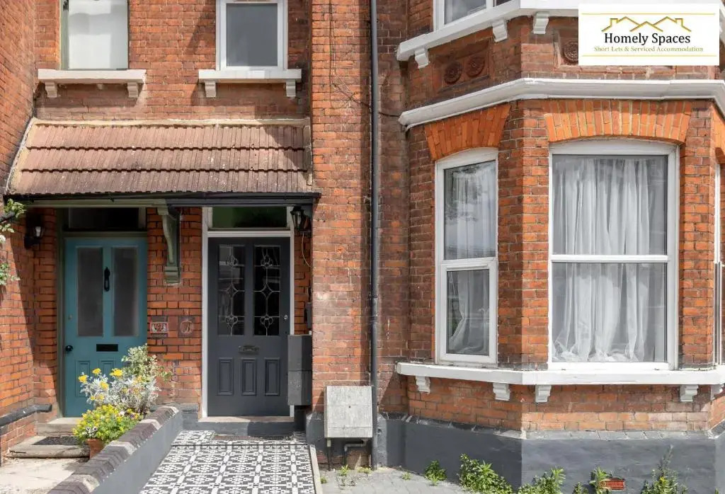 The Conduits - 1BR and 2BR Apartments By Homely Spaces Short Lets & Serviced Accommodation