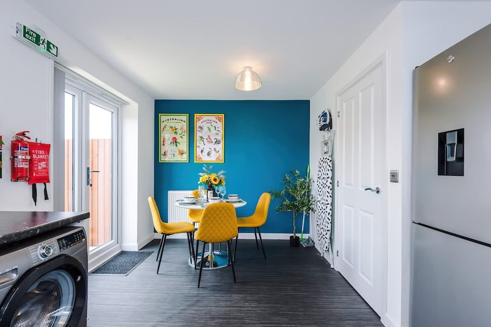 Ideal for Business Long-term Guests Free Parking