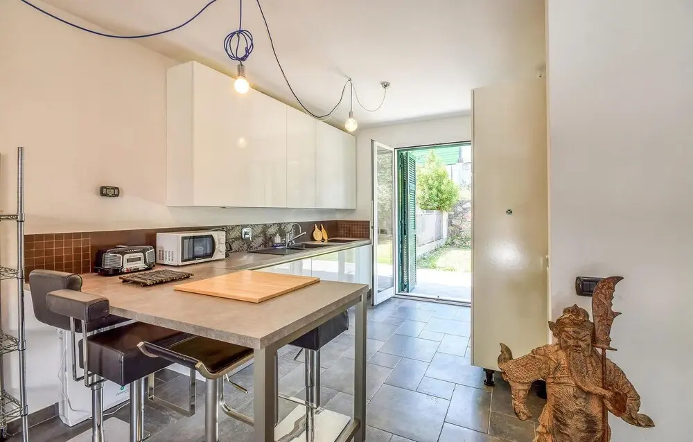 2 Bedroom Amazing Home In Vado Ligure