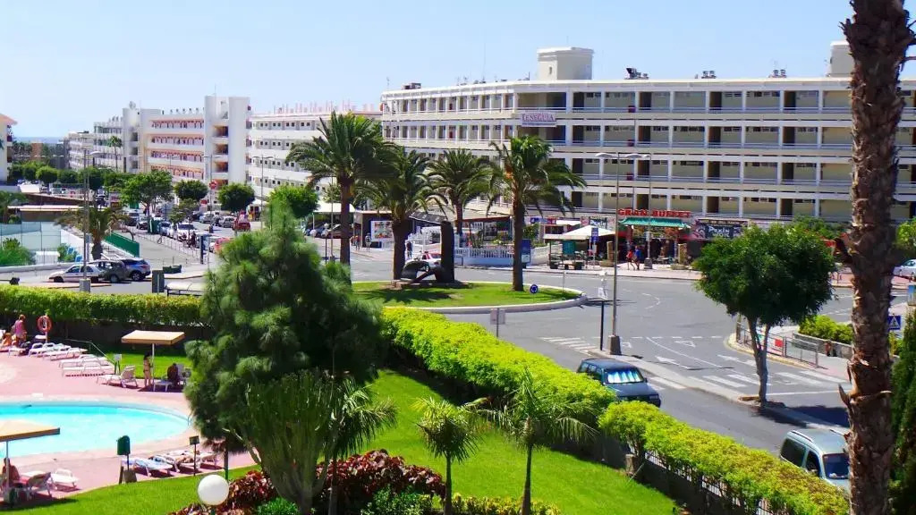 Gran Rapido - Modern 1 bedroom apartment very close to Yumbo