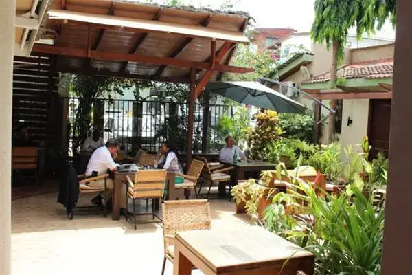 Byblos Hotel