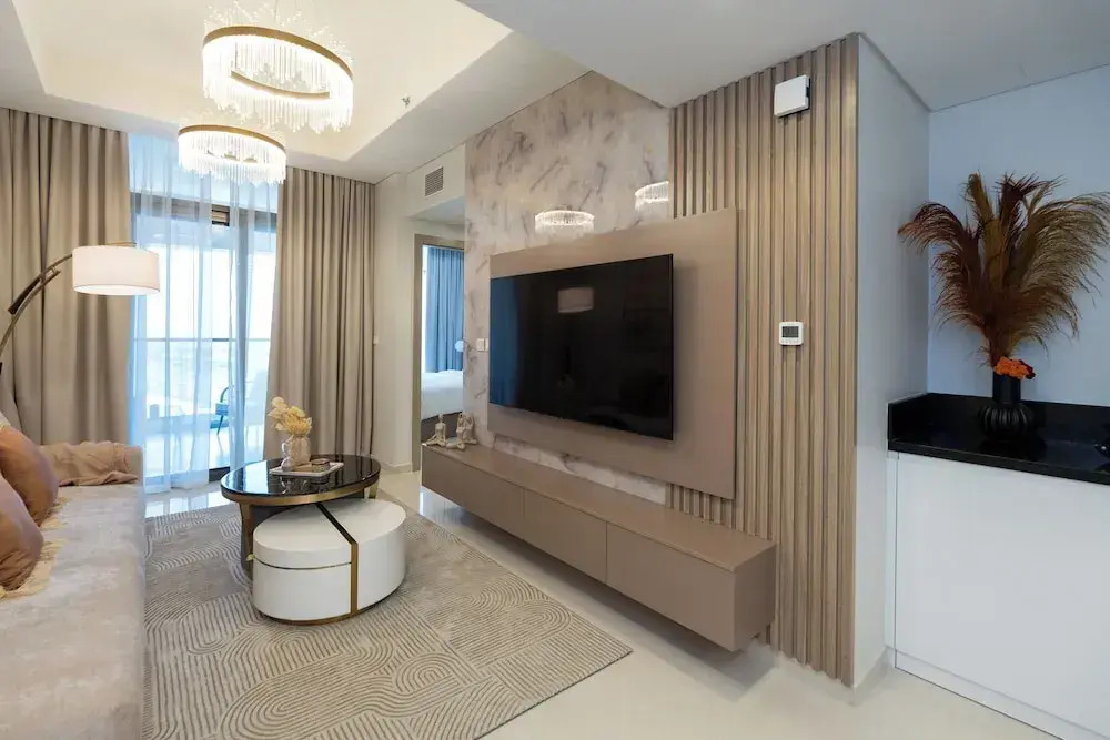 Keyrock Living- Luxe 2BR in Business Bay